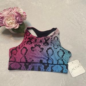 NWT YELETE Active Size M Sport Bra